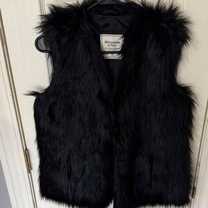 Abercrombie & Fitch Midnight Faux Fur Vest